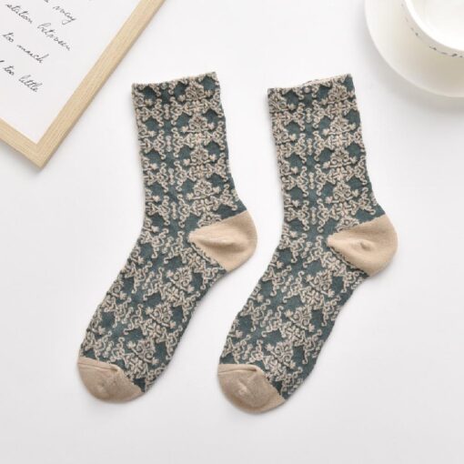 Cute Flower Geometric 3D Textured Ankle Socks - Image 2