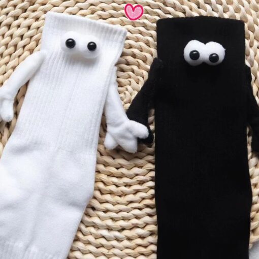 Magnetic Couple Holding Hands Socks - Image 9