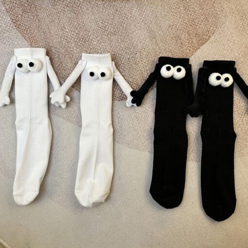 Magnetic Couple Holding Hands Socks - Image 17